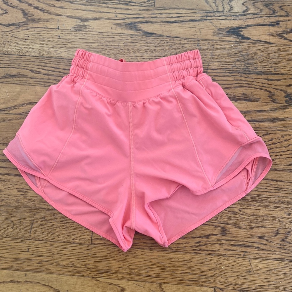 Raspberry cream Lululemon High Rise Hotty Hot shorts size 0 worn 3 times